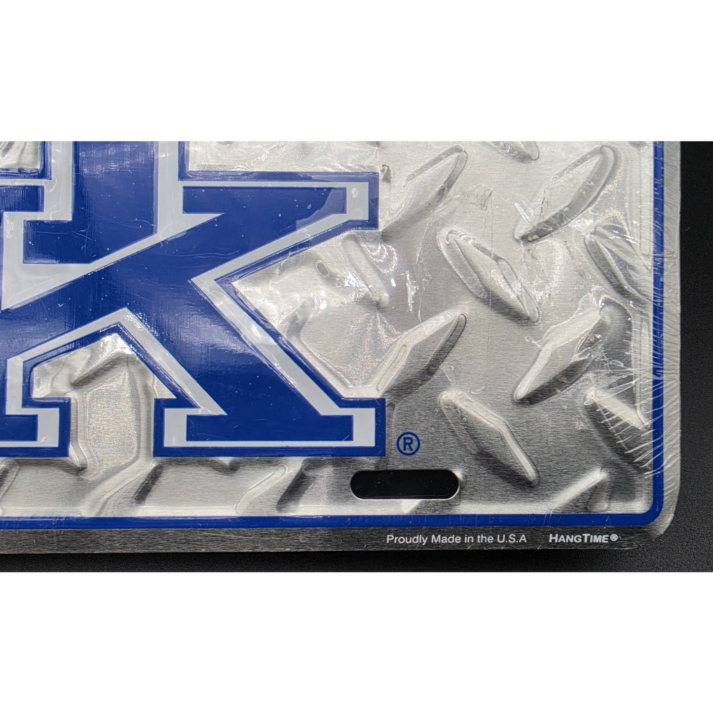 Vintage UK Wildcats Metal License Plate 6x12 New Wrap Diamond‑Stamp Licensed