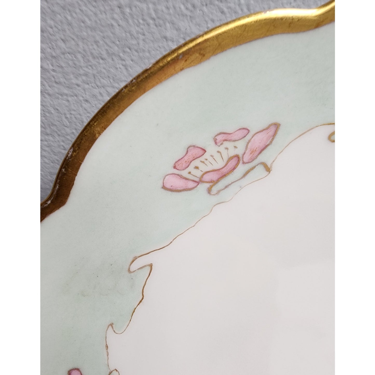 Antique 1918 O.&E.G. Royal Austria HandPainted Plate 8.5" Vienna Floral Gold Rim