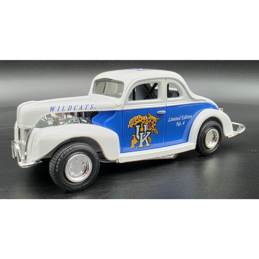 Vintage ERTL Kentucky Wildcats #4 1940 Ford Coupe Diecast Bank W/ Key 1:24 UK