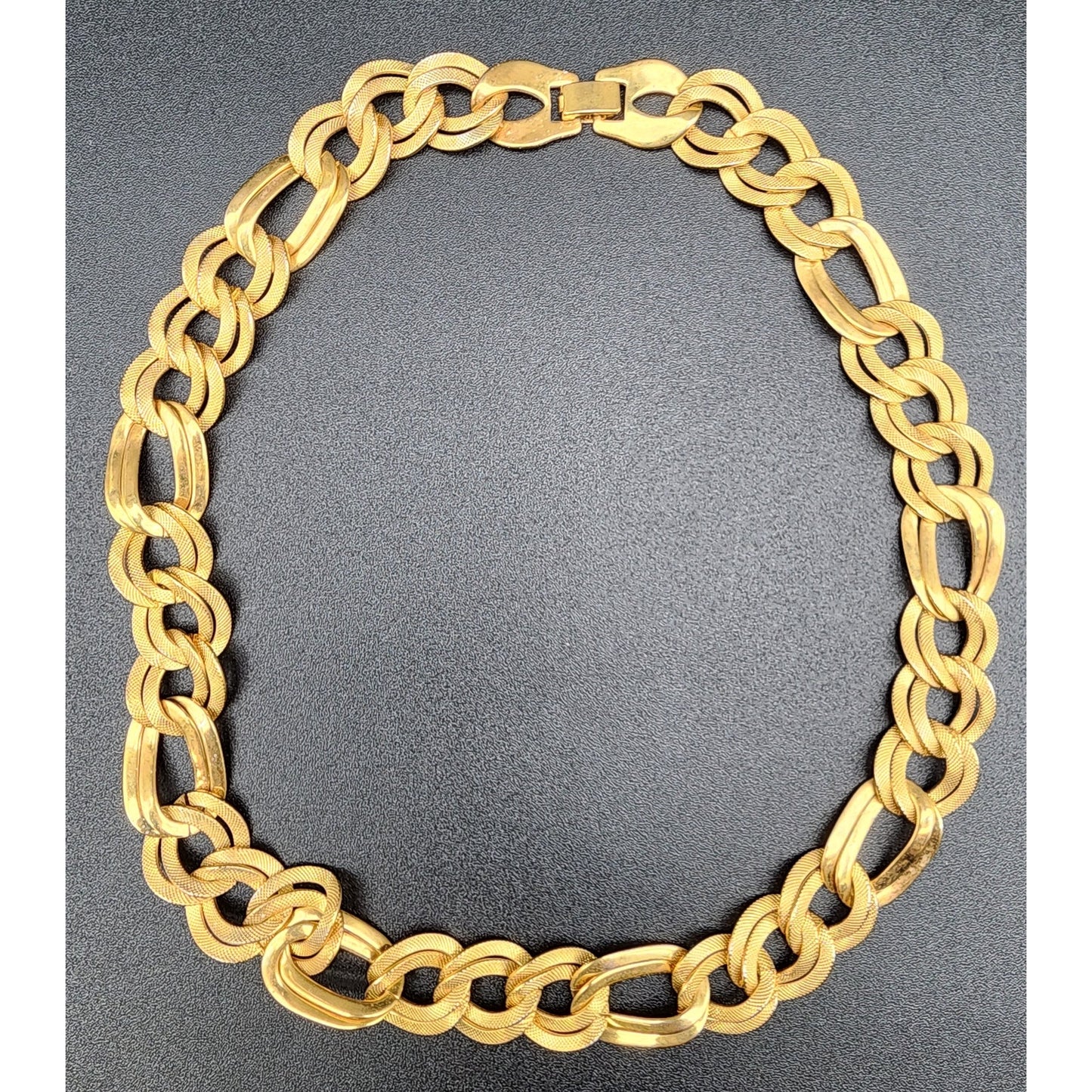 Lot of 4 Vintage Gold Tone Necklaces Mixed Styles Elegant Women’s Jewelry