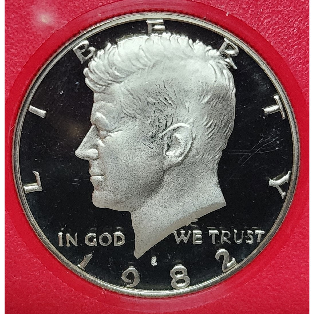 1982 U.S. Mint Proof Set 6 Coins + Treasury Token • Display Case • Original Pack