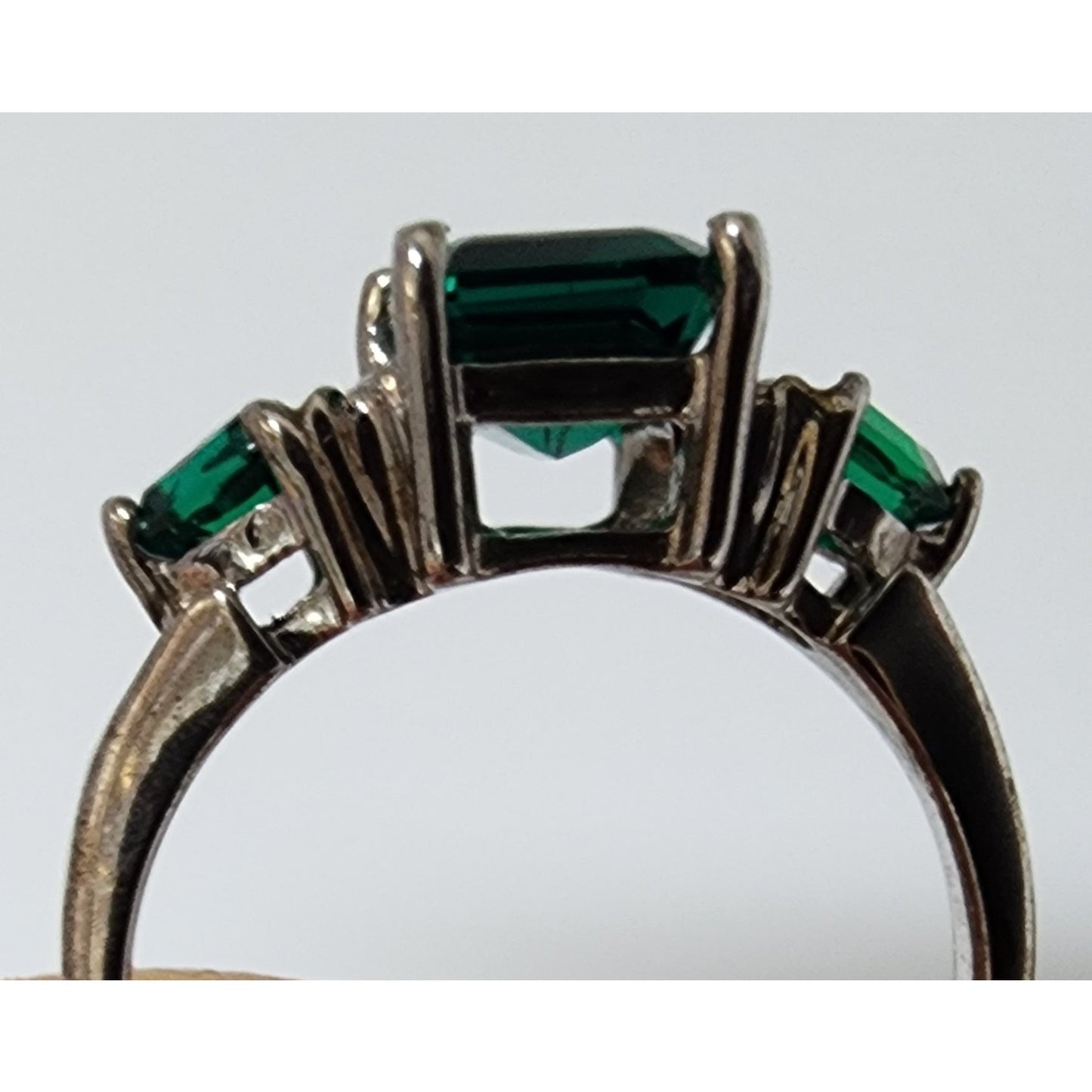 Vintage Sterling Silver Ring w/ Cr Emeralds & Mini Diamonds Size 7 w/ Box