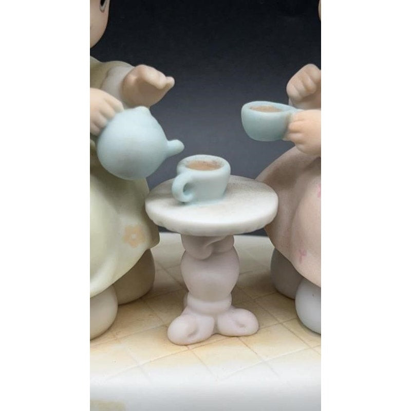 VTG Enesco Precious Moments Figurine 1988 “Friendship Hits The Spot” Tea Party