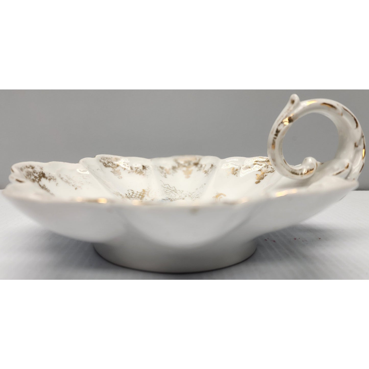 Royal Bavarian Finger Loop Bowl 7" Scalloped Rim Gold Gilt Mythological Scene