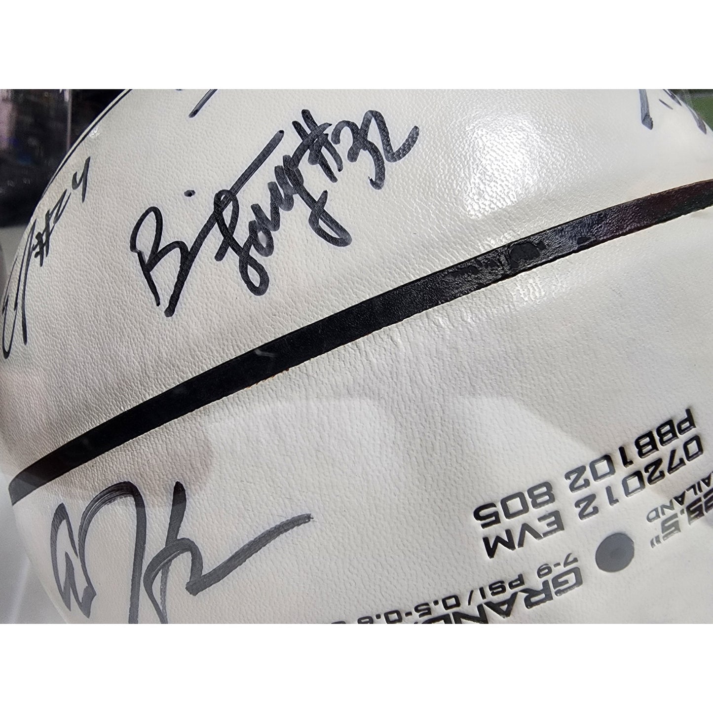 2014-15 Kentucky Wildcats Team Signed Nike Basketball Calipari Booker Towns NBA