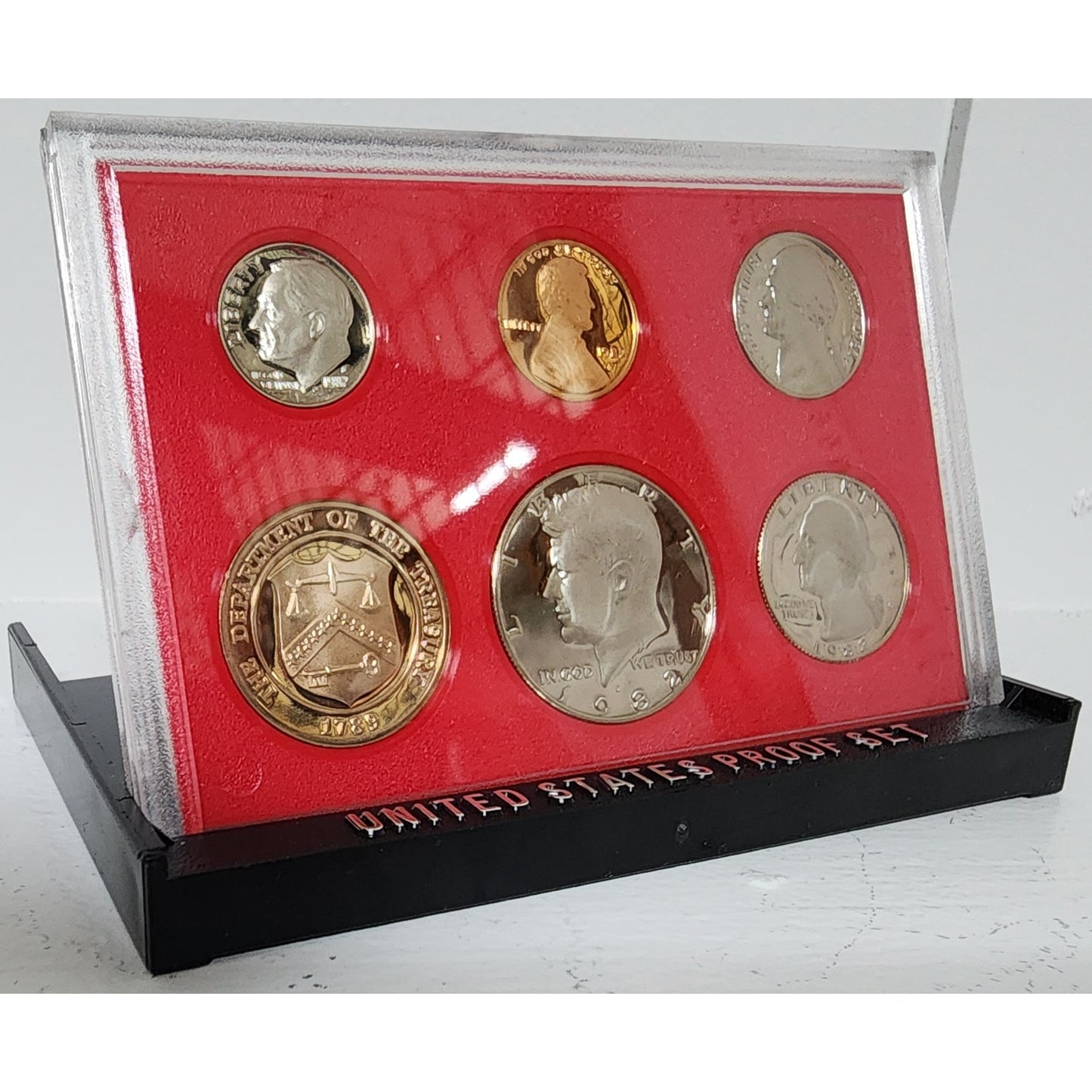1982 U.S. Mint Proof Set 6 Coins + Treasury Token • Display Case • Original Pack
