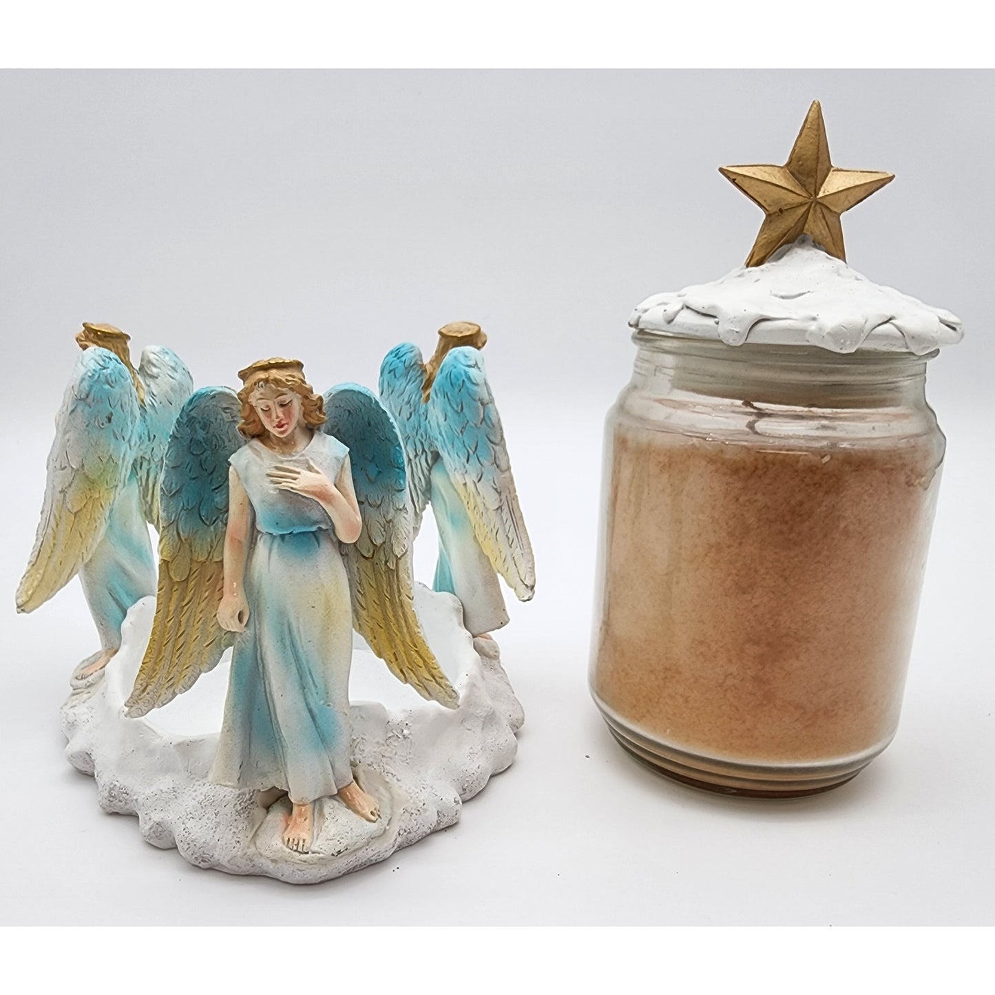 3 Angel Candle Holder w/ Lid – Ceramic Holiday Decor Butterscotch Scent Unused