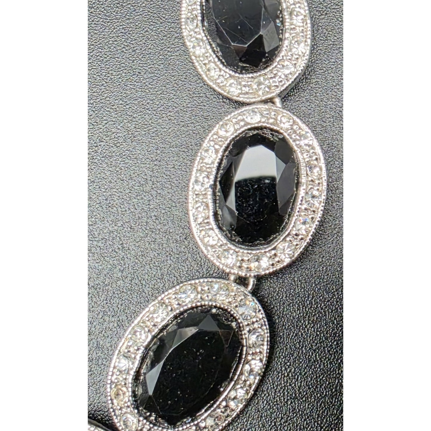Vintage Monet Silver Oval Link Bracelet 7.75" Toggle Clasp Elegant Shine