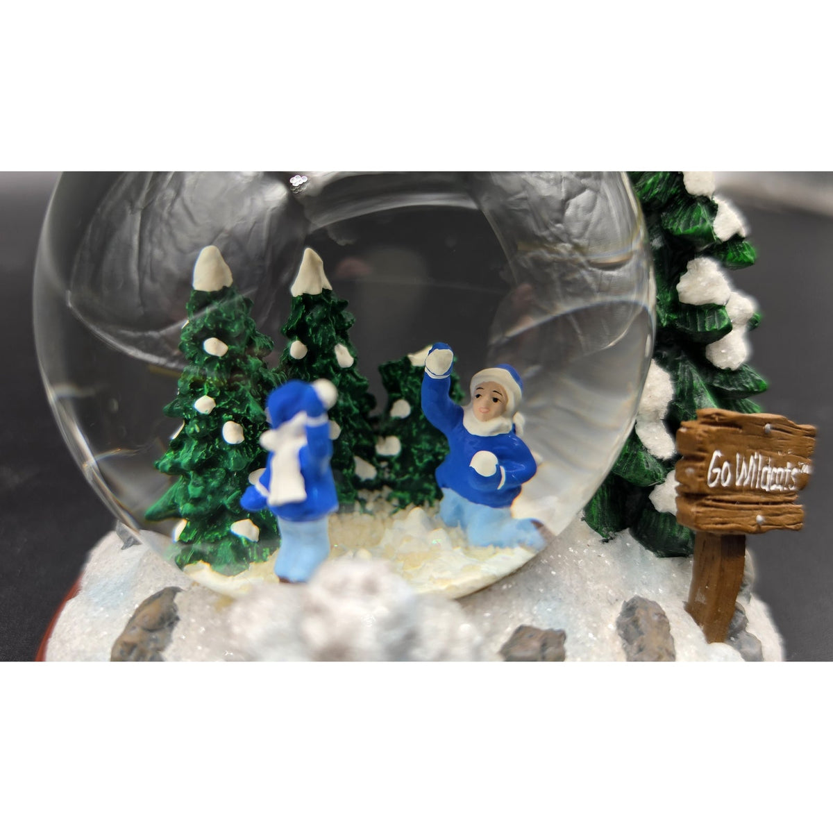 Vintage Univ of Kentucky Snowfight Snowman Snowglobe LE #356/3000 Wildcats