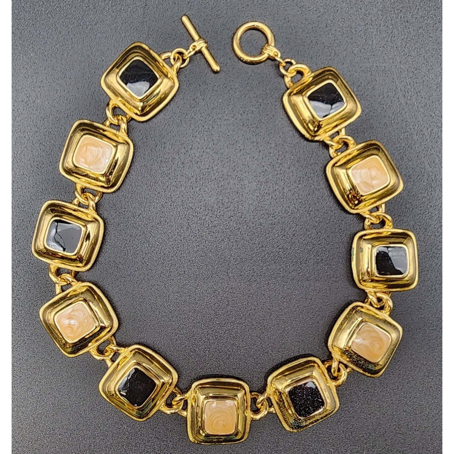 Lot of 4 Vintage Gold Tone Necklaces Mixed Styles Elegant Women’s Jewelry