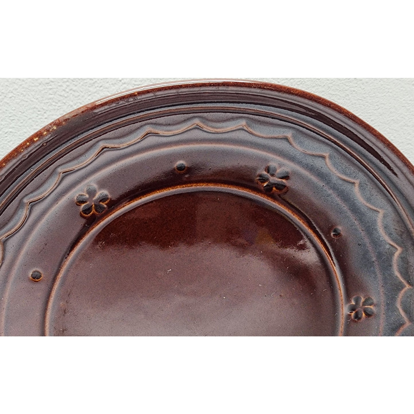 Marcrest Daisy Dot Brown Stoneware Pitcher & 9.5" Plate Ovenproof USA Vintage