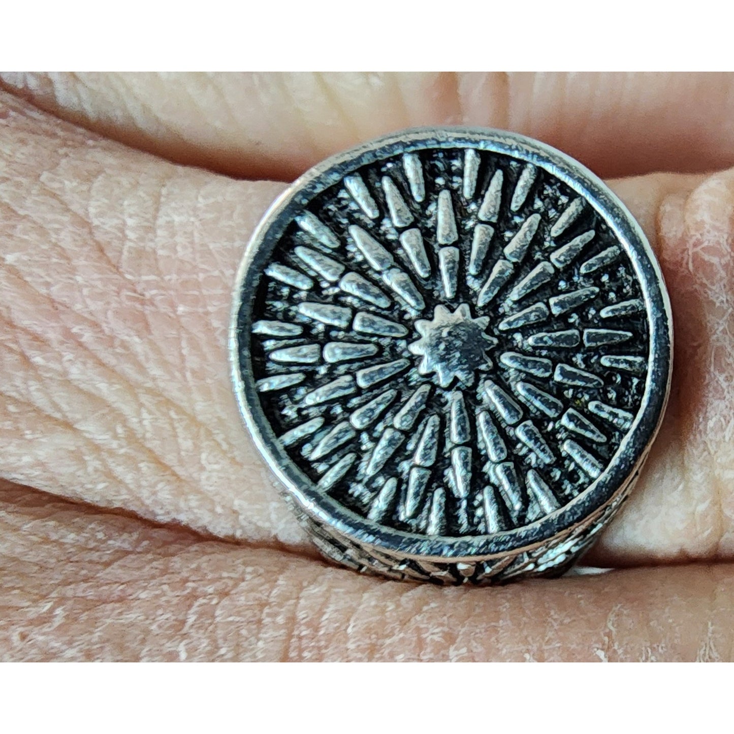 Modern VTG Stainless Steel Ring Size 9.5 Sunburst Engraved Bold Statement Band