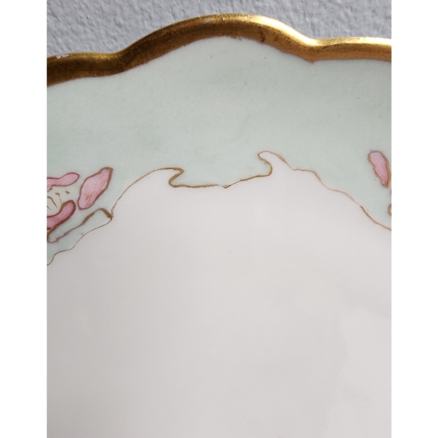 Antique 1918 O.&E.G. Royal Austria HandPainted Plate 8.5" Vienna Floral Gold Rim