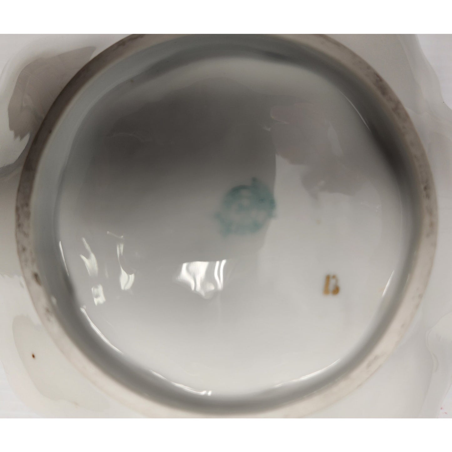 Royal Bavarian Finger Loop Bowl 7" Scalloped Rim Gold Gilt Mythological Scene