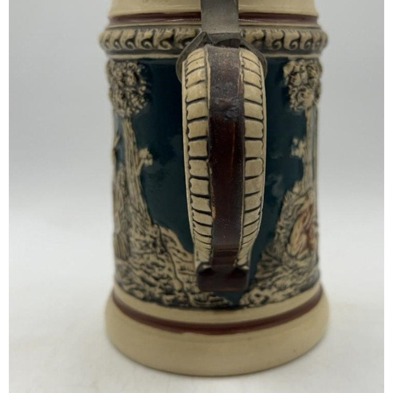 VTG German Beer Stein 0.5L Pewter Lid Relief Scene Marked 1005 Bavaria Style