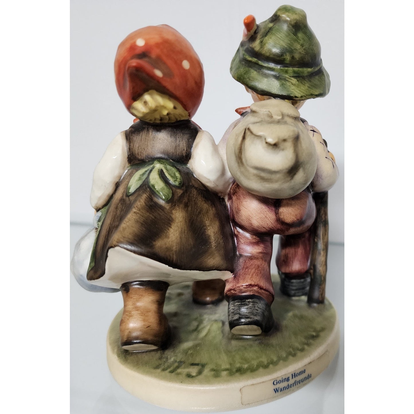 Goebel Hummel #383 “Going Home” Figurine TMK-4 1972 W. Germany 5” Hand Painted