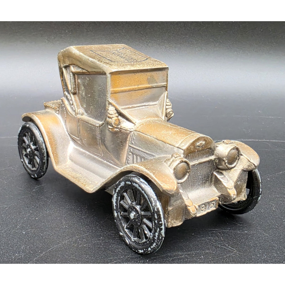 Vintage 1974 Banthrico 1915 Chevrolet Bank Clermont National Metal Car Bronze