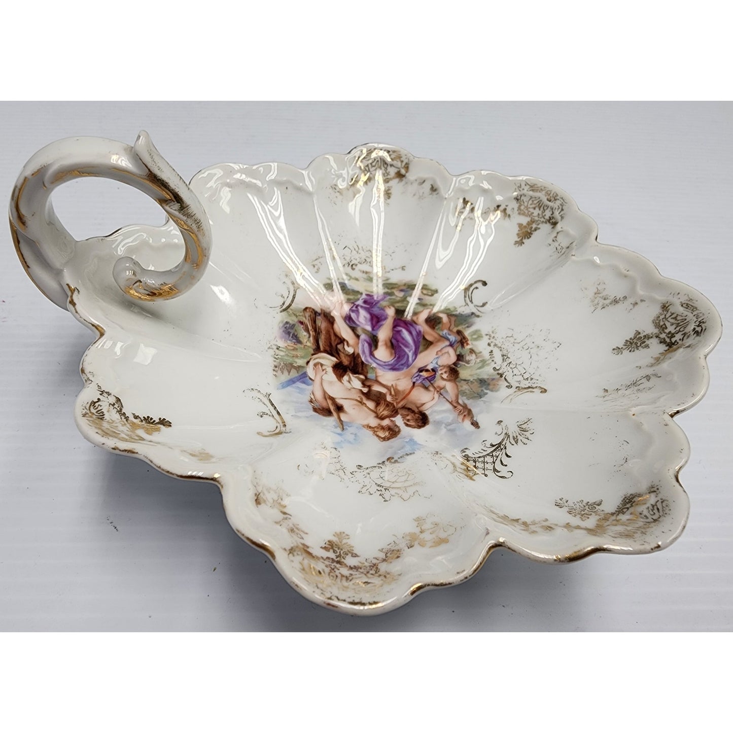 Royal Bavarian Finger Loop Bowl 7" Scalloped Rim Gold Gilt Mythological Scene