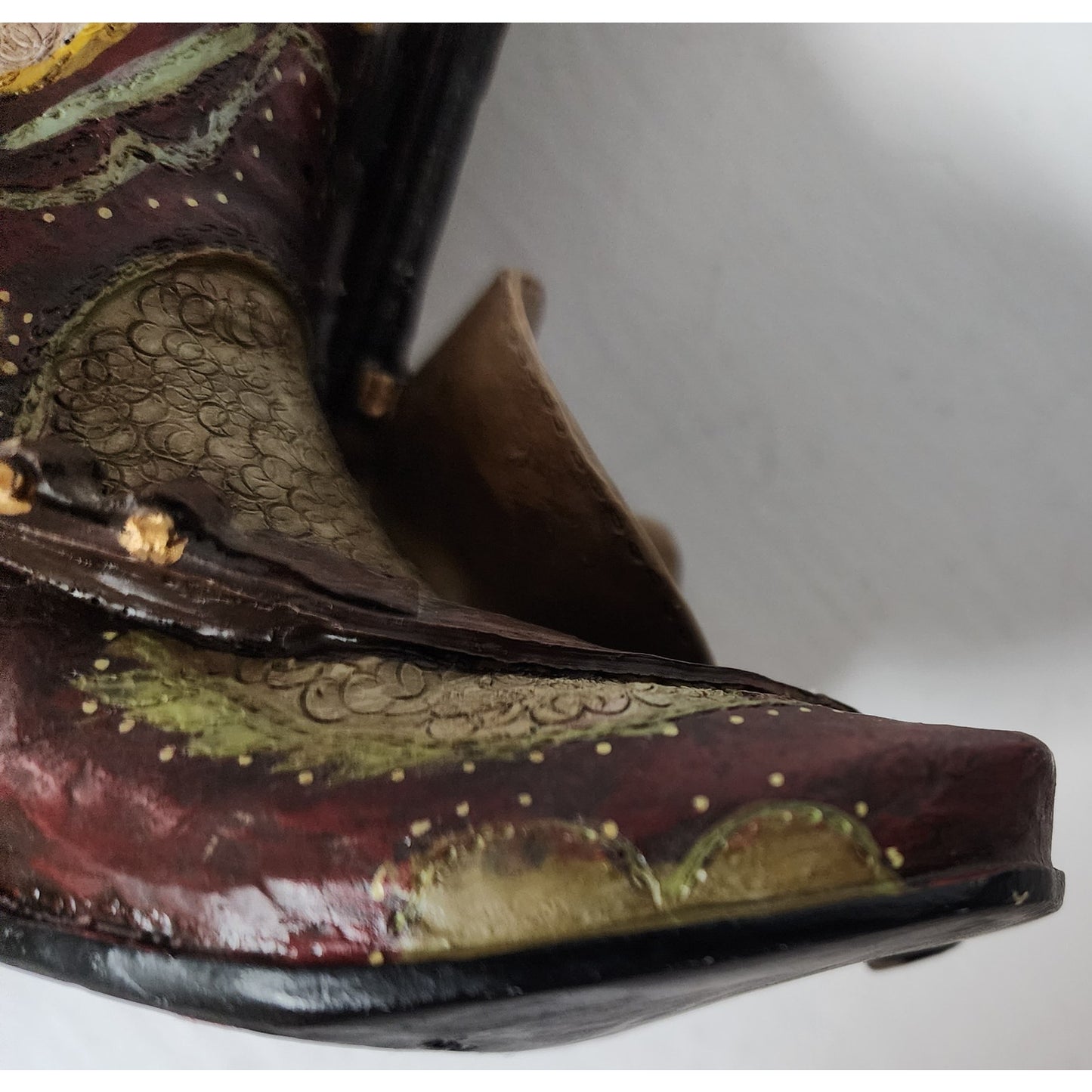 Vintage Handpainted Western Boot Figurine w/ Hat & Rifle Resin Hand Painted 5.5"