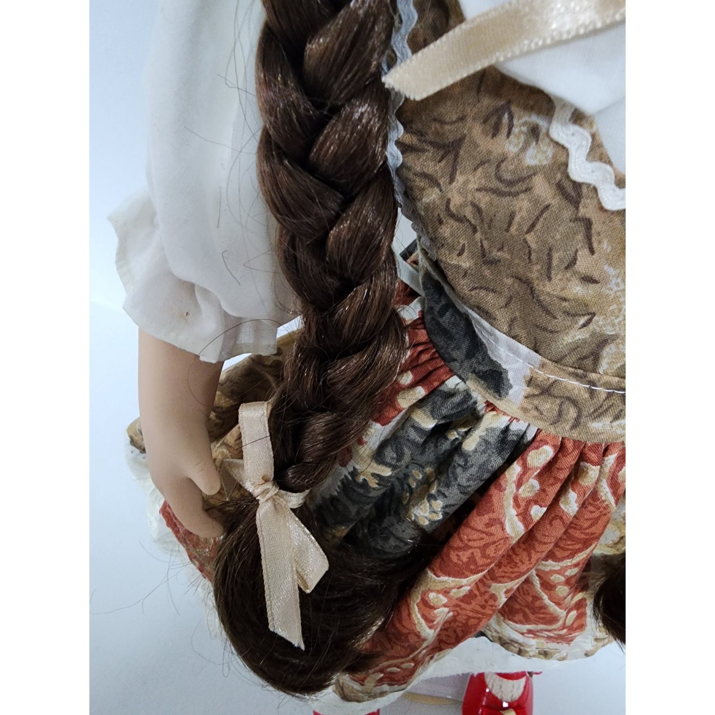 Heritage Mint Porcelain Doll “Sitting Pretty” 16” Collectible  VTG w/ Flowers