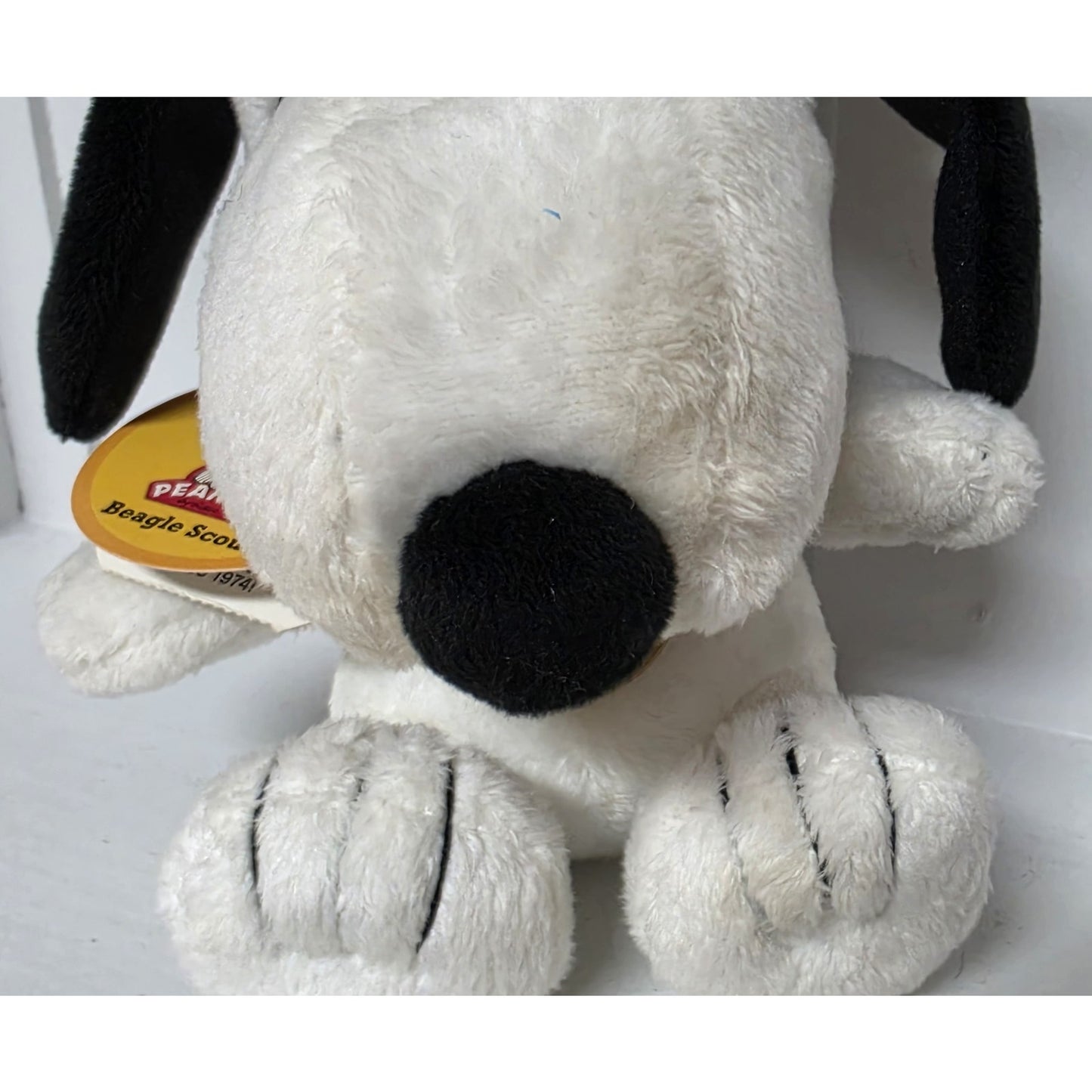 Hallmark Peanuts 2009 Snoopy Plush – Happiness Since 1950, Leather Tag, patina