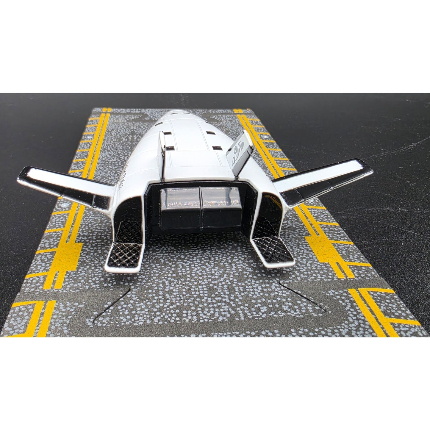 "On the Wings of a Dream” RConely Art & DieCast Space Shuttle Runway Tribute Set