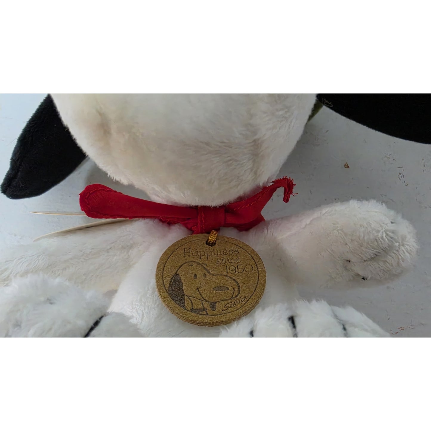 Hallmark Peanuts 2009 Snoopy Plush – Happiness Since 1950, Leather Tag, patina