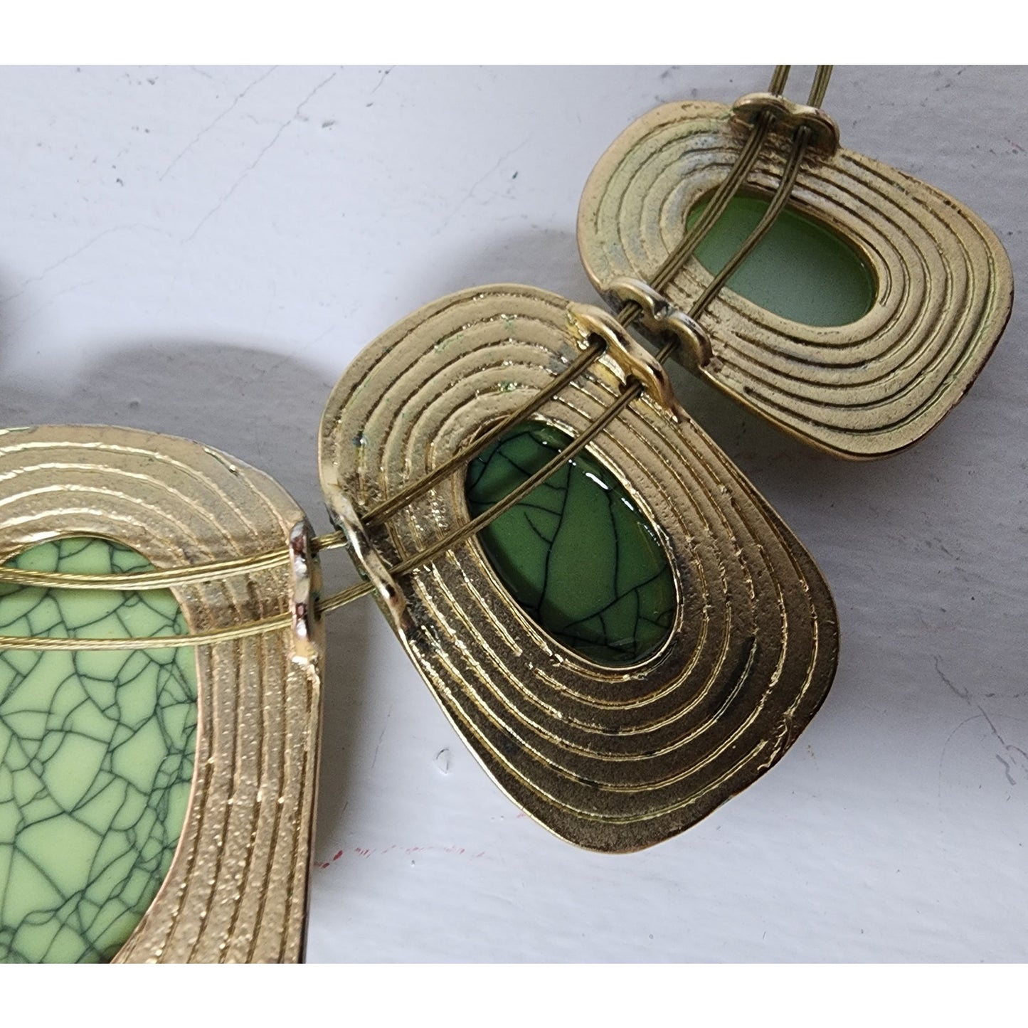 Vintage Green Stone Necklace Goldtone Oval Settings & Sliding Chain Design