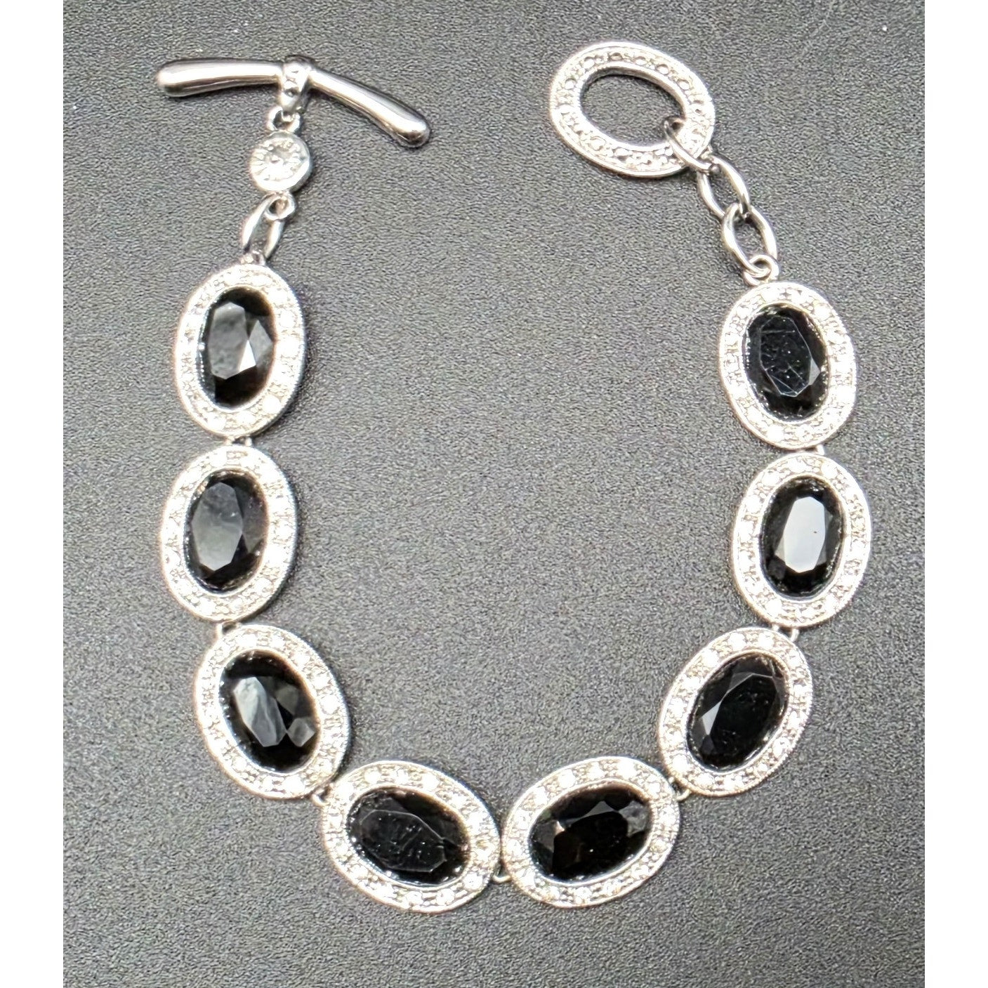 Vintage Monet Silver Oval Link Bracelet 7.75" Toggle Clasp Elegant Shine