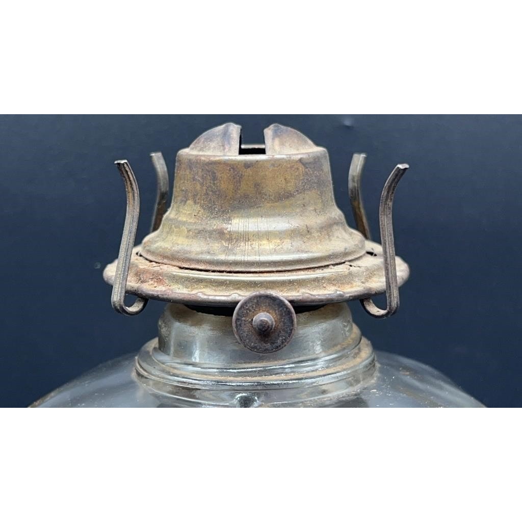 Antique Glass Oil Lamp w/ Frosted Etched Chimney 18″ Victorian Decor