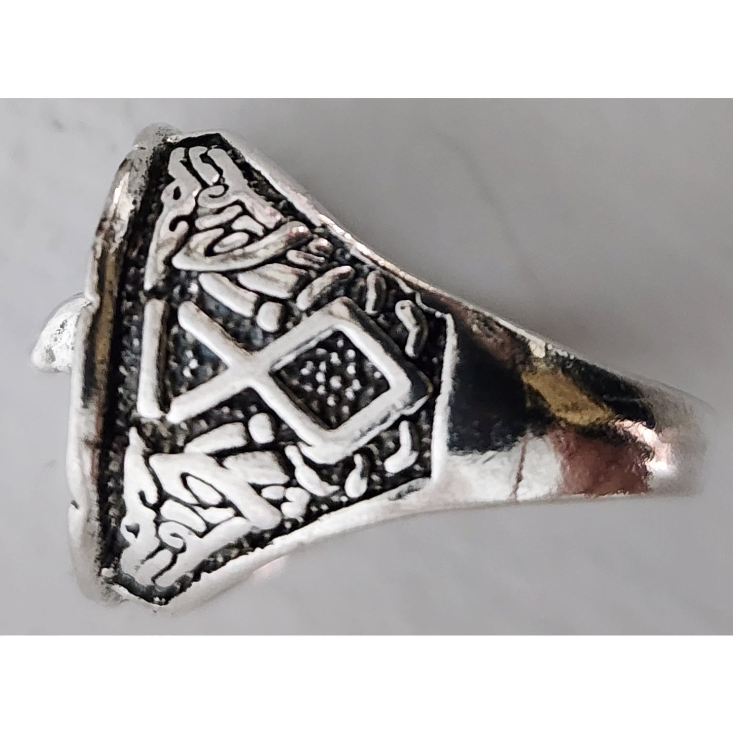 Tribal Engraved Design Bold Statement Band Stainless Steel Ring Size 7.5