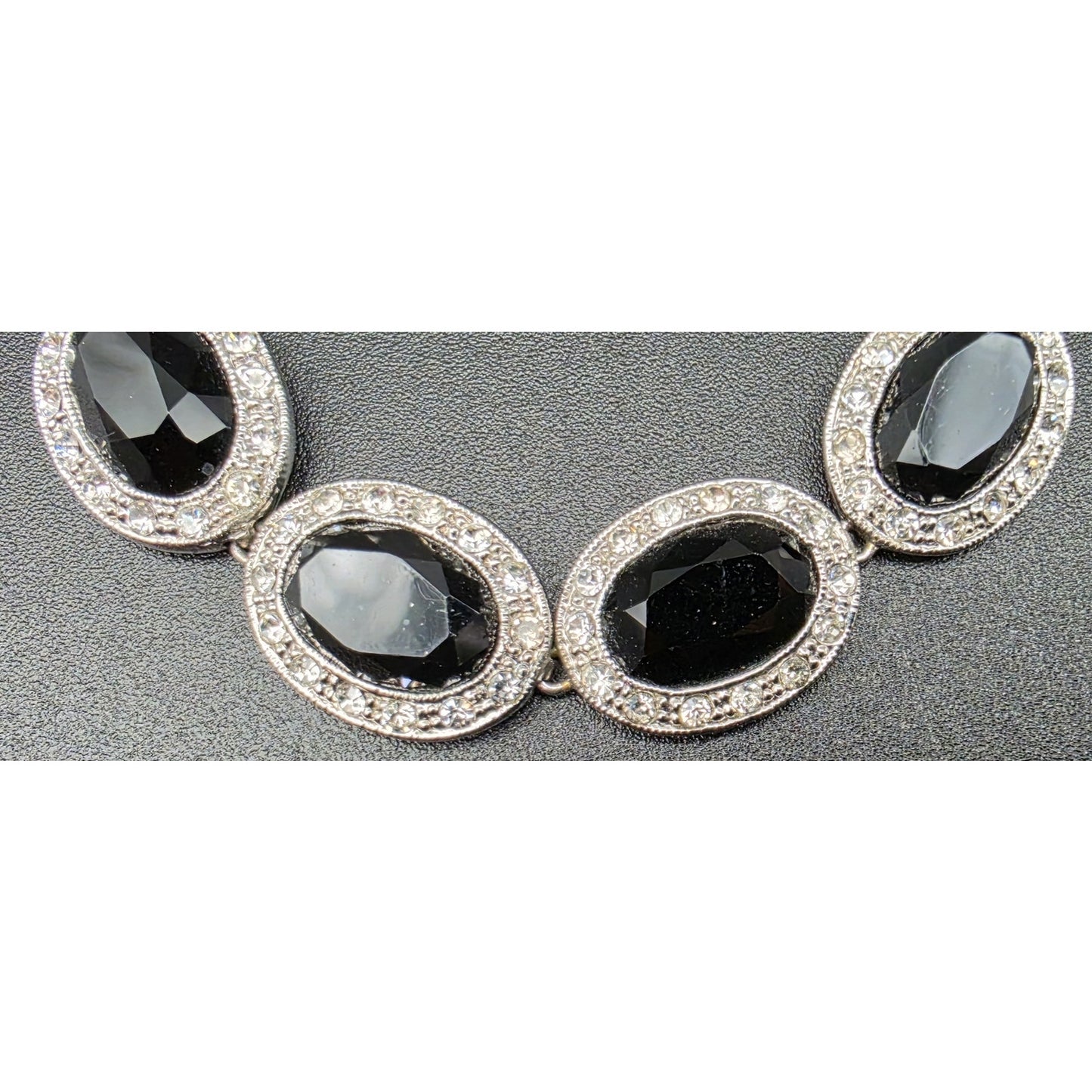 Vintage Monet Silver Oval Link Bracelet 7.75" Toggle Clasp Elegant Shine