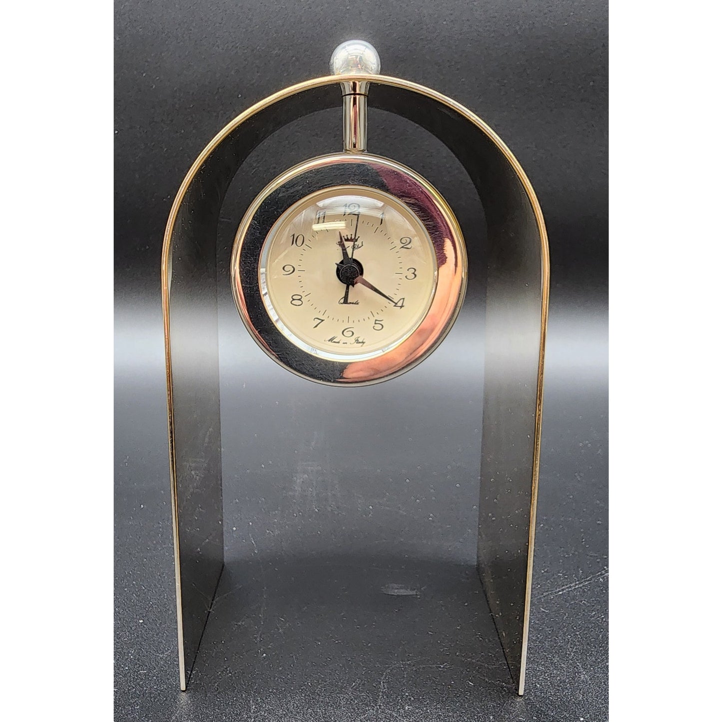 Vintage Italian Brass Arch Desk Clock – Quartz, Sculptural Design, Works Perfectly