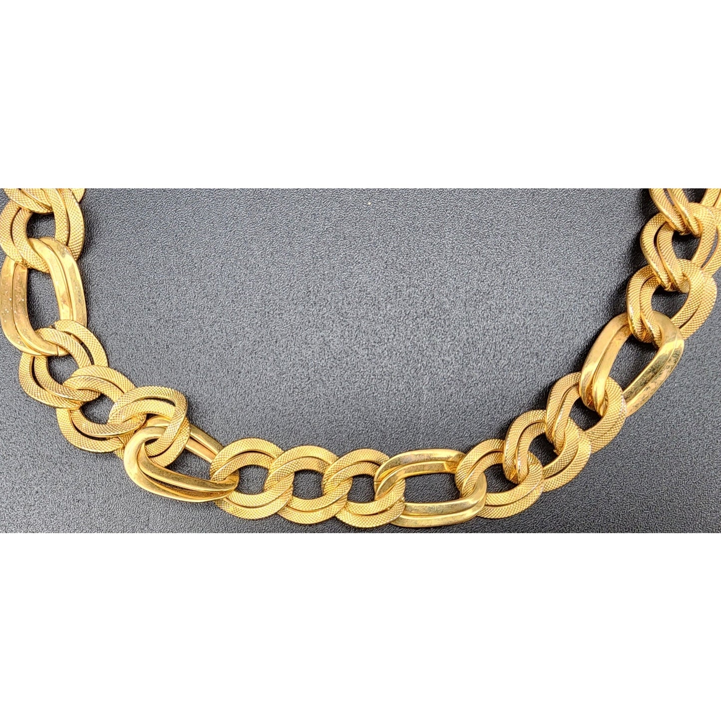 Lot of 4 Vintage Gold Tone Necklaces Mixed Styles Elegant Women’s Jewelry