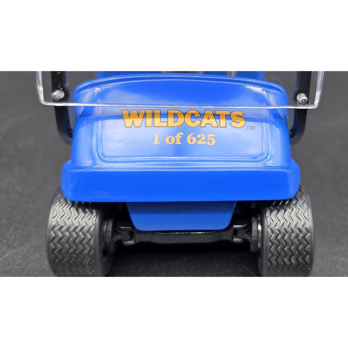 Vintage Kentucky Wildcats Diecast Golf Cart Bank 1:16 SpecCast GMP Limited/625