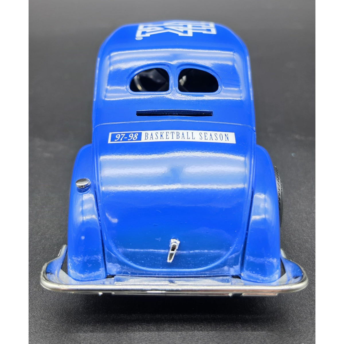 Vintage UK Wildcats 1997-98 NCAA Champions 1940 Ford Coupe Diecast Bank ERTL 1:24