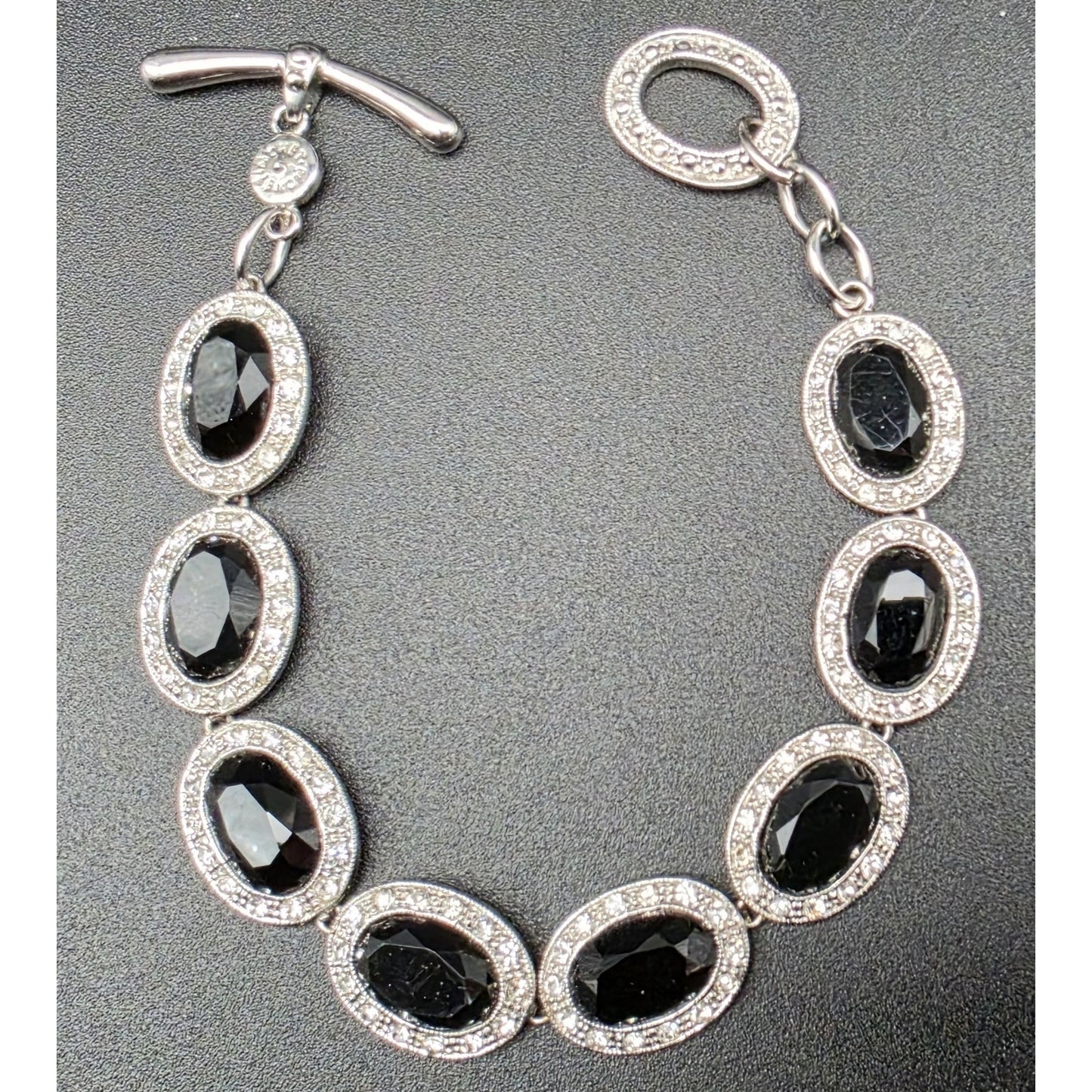Vintage Monet Silver Oval Link Bracelet 7.75" Toggle Clasp Elegant Shine