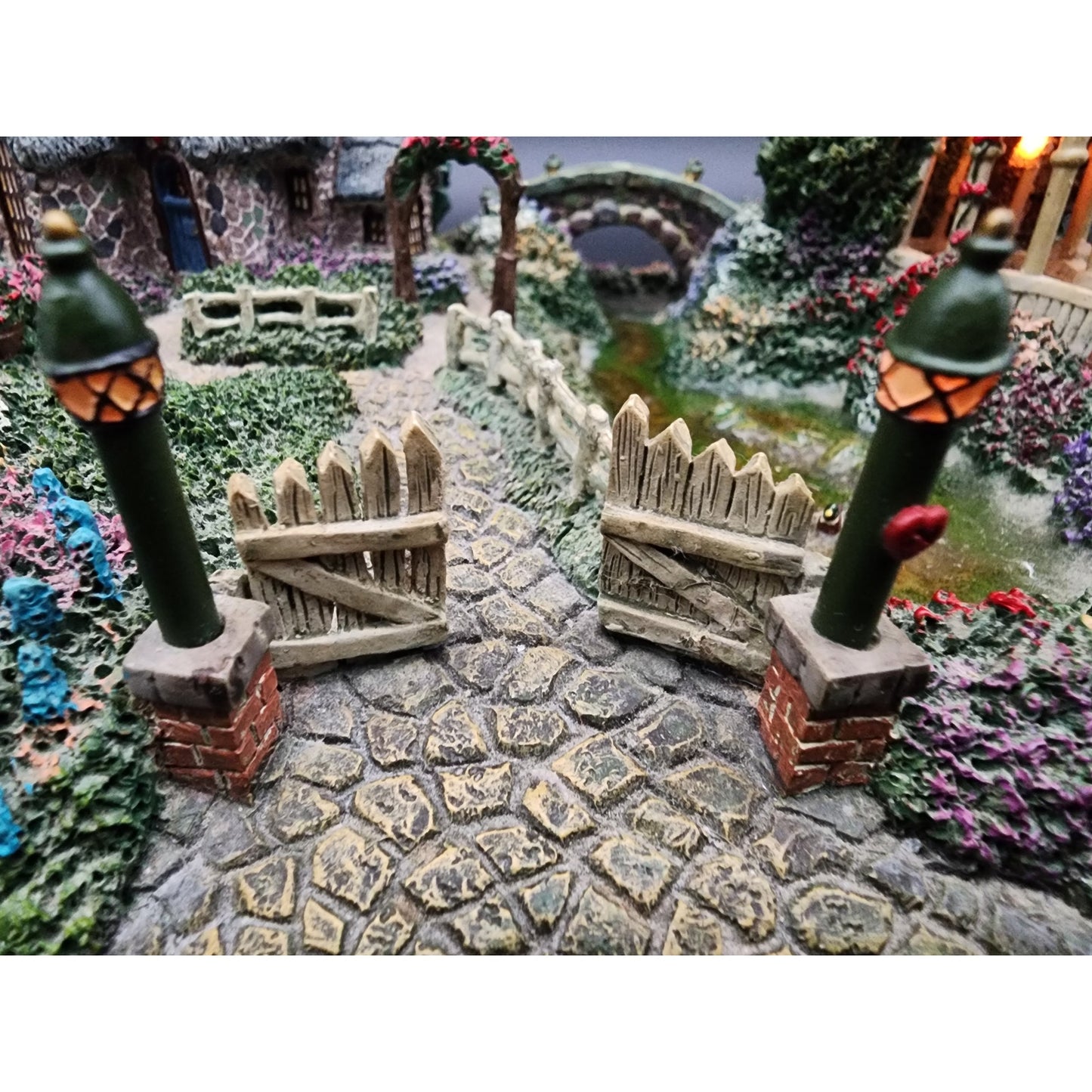 Thomas Kinkade Springtime Splendor Lighted Village LE #A1591 COA Works Vintage