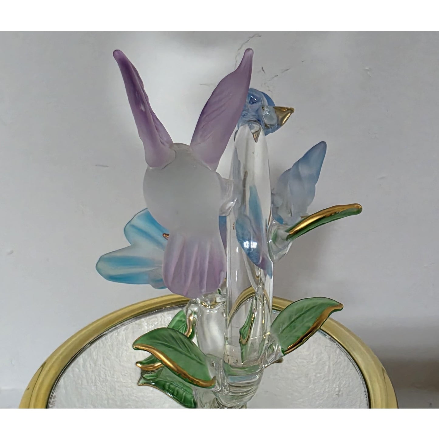 Vintage Mirrored Hummingbird Glass Art Music Box Rotating Gold Trim Plays