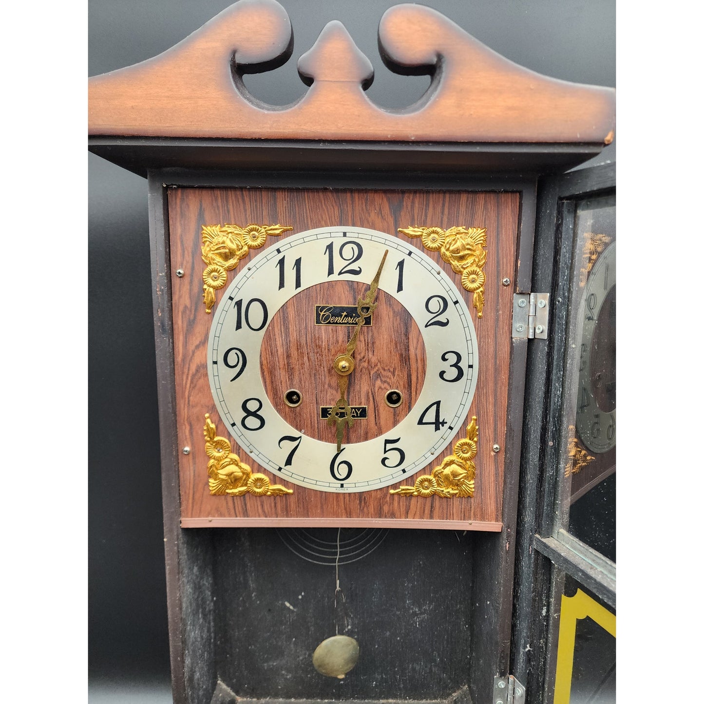 Vintage Centurion 35‑Day Regulator Clock* Korea Wood Case Brass Pendulum Key