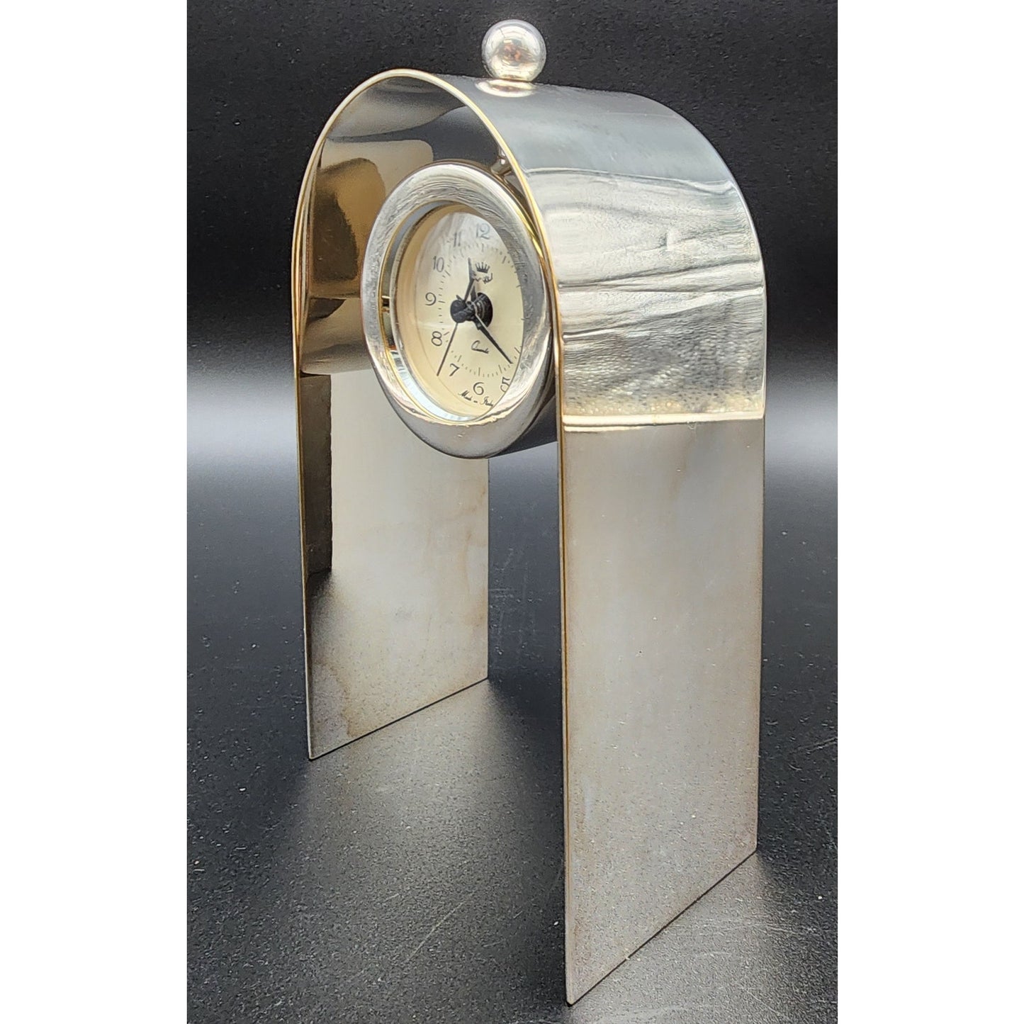 Vintage Italian Brass Arch Desk Clock – Quartz, Sculptural Design, Works Perfectly