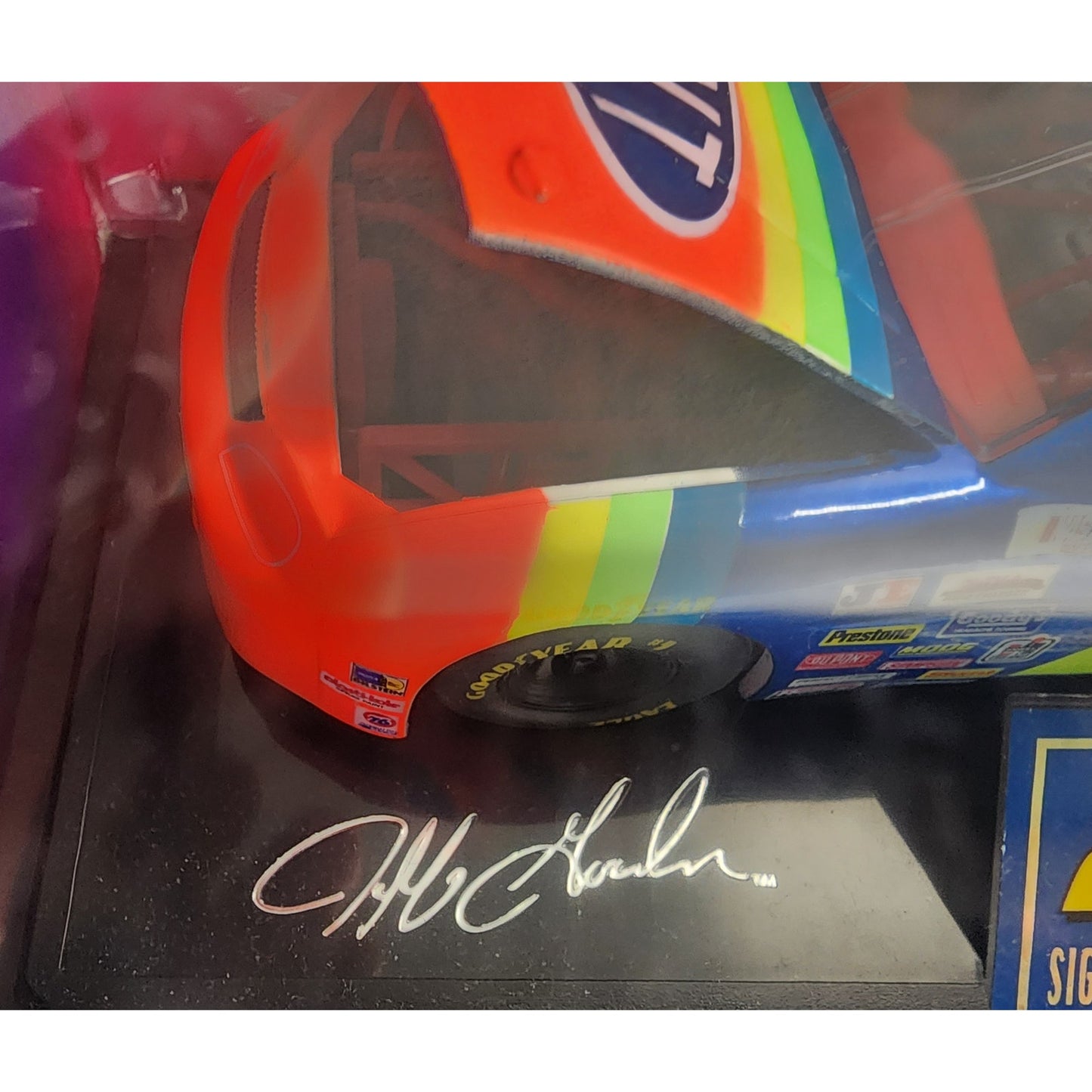 1995 Racing Champions 1/24 Jeff Gordon #24 DuPont Chevy Monte Carlo Die-Cast MIB