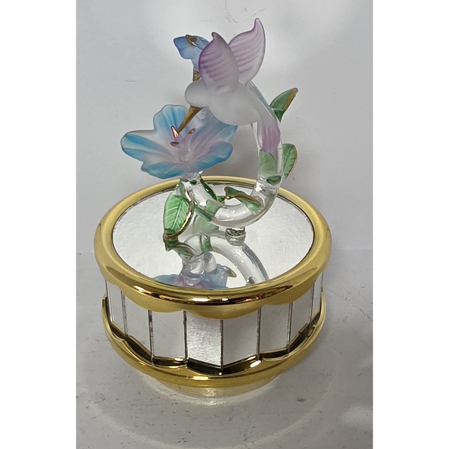 Vintage Mirrored Hummingbird Glass Art Music Box Rotating Gold Trim Plays