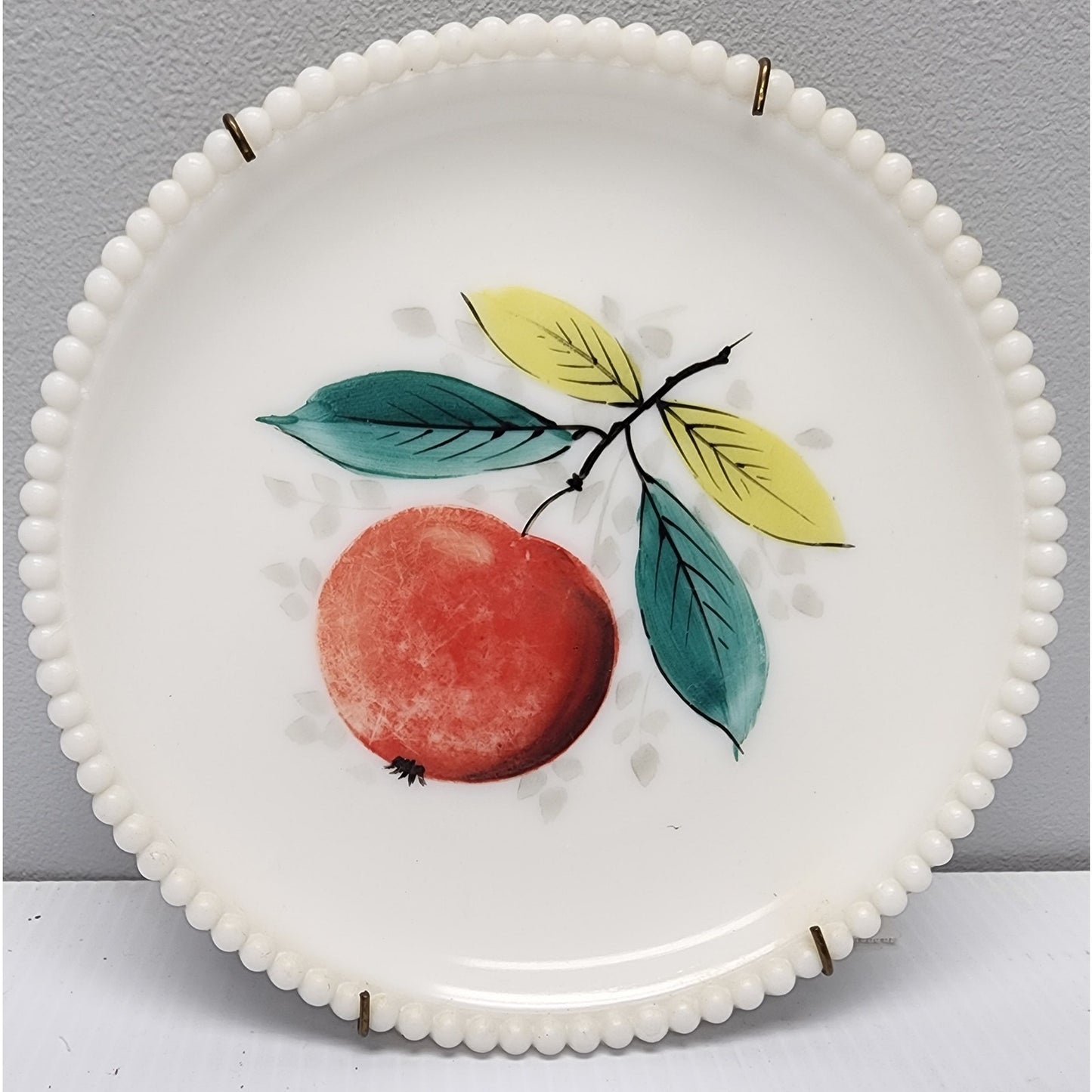 VTG Westmoreland Milk Glass Beaded Edge Fruit Plates 5 Set, Hand Painted, 7.5"