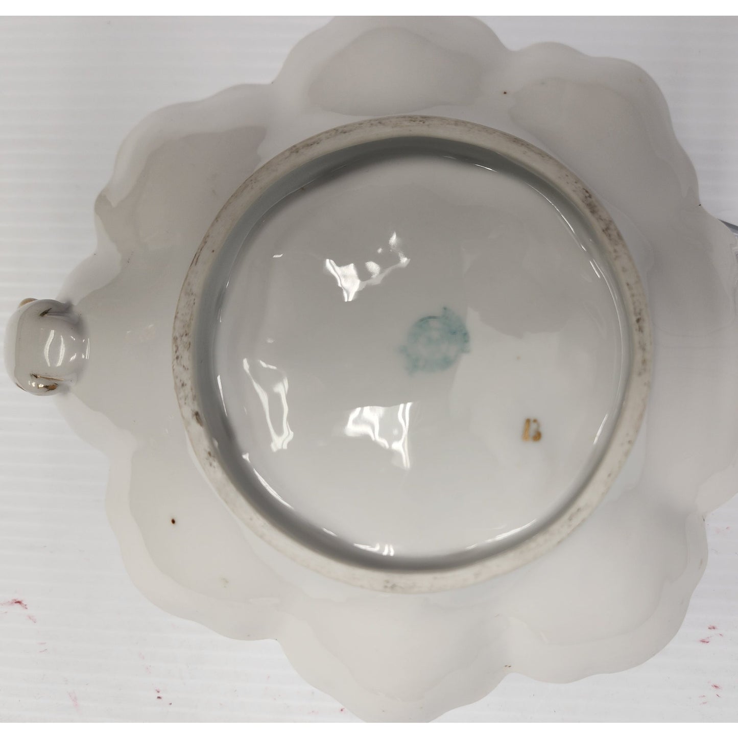 Royal Bavarian Finger Loop Bowl 7" Scalloped Rim Gold Gilt Mythological Scene