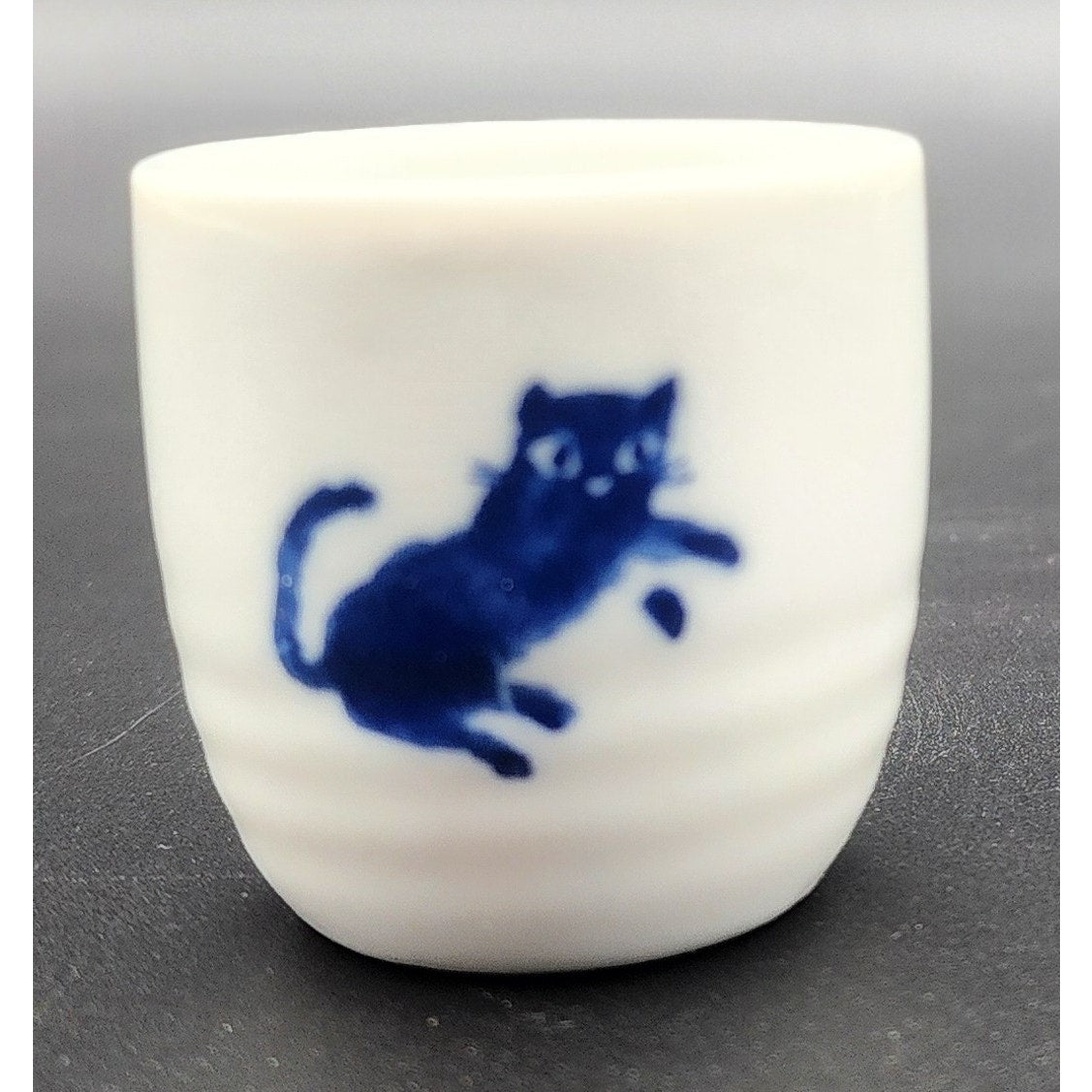 Kotobuki Japanese Midnight Blue Cat Sake Set w/ Box – 5pc Ceramic Like New VTG