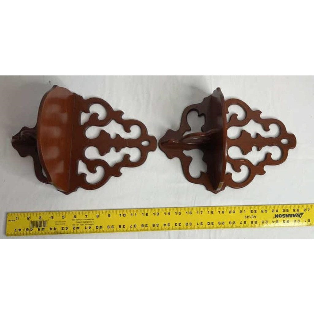 Vintage Butler Scroll Cut Wood Wall Shelf C101 – Ornate 13" Hanging Display