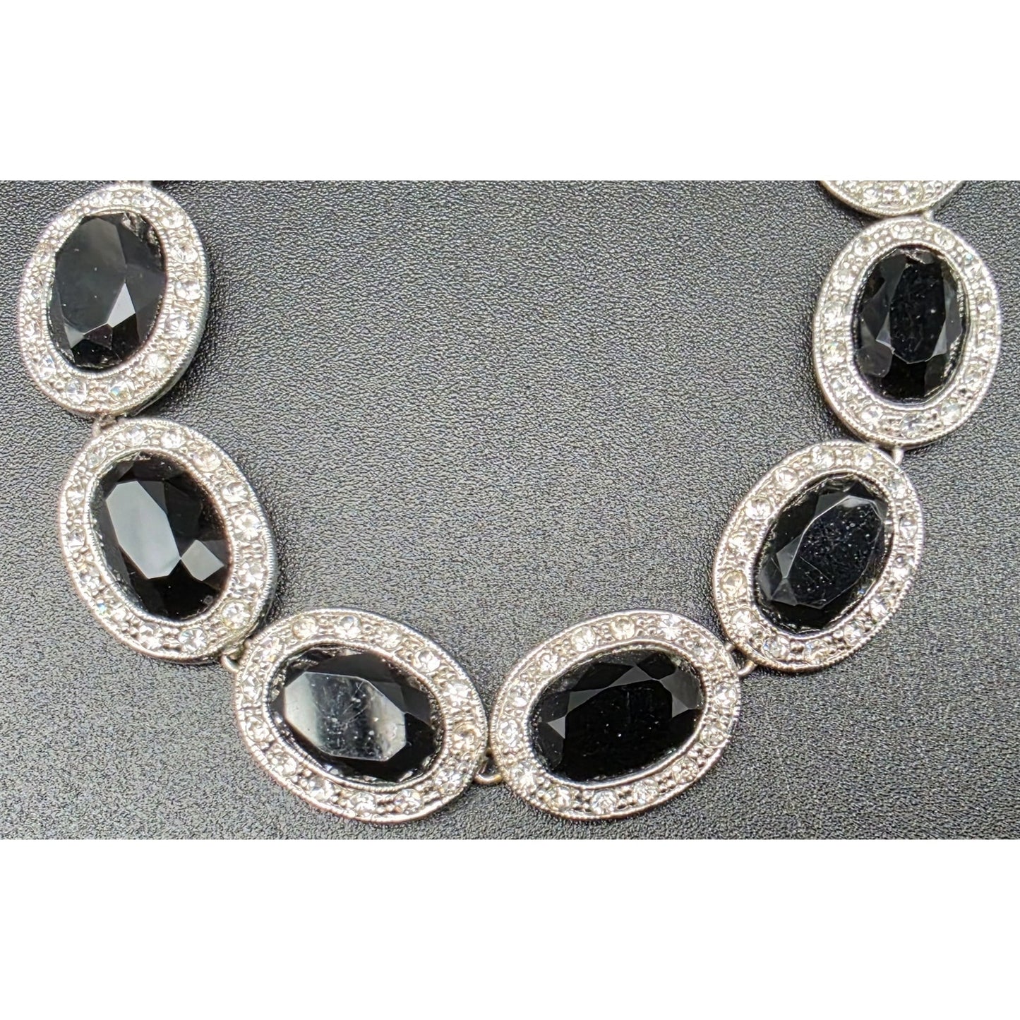 Vintage Monet Silver Oval Link Bracelet 7.75" Toggle Clasp Elegant Shine